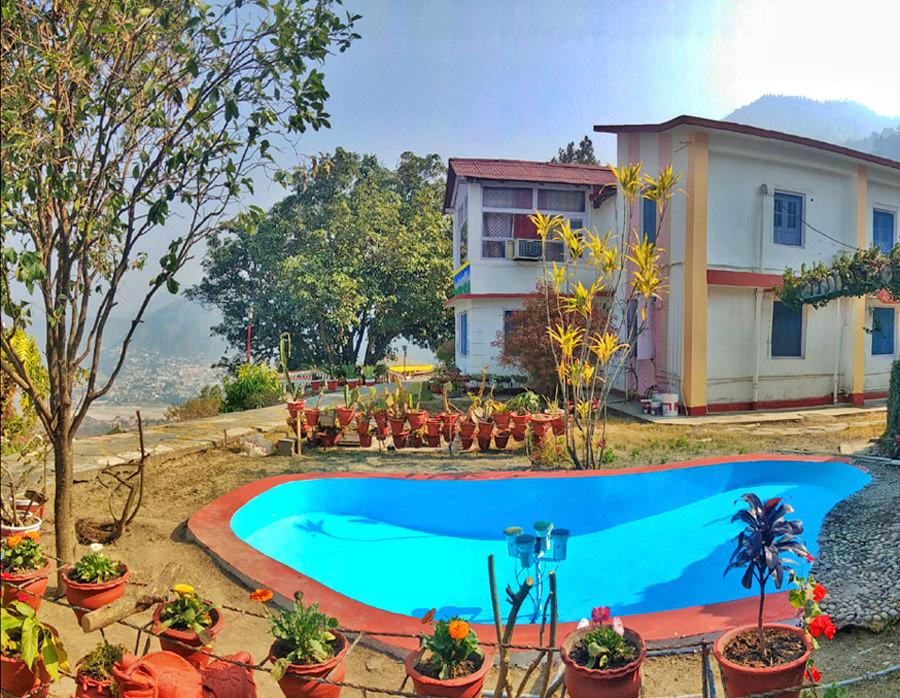 Ivy Top Resort, Srinagar