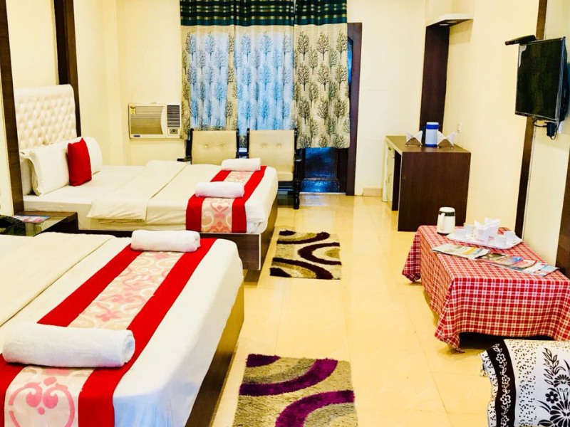 Suvidha Deluxe Hotel, Haridwar
