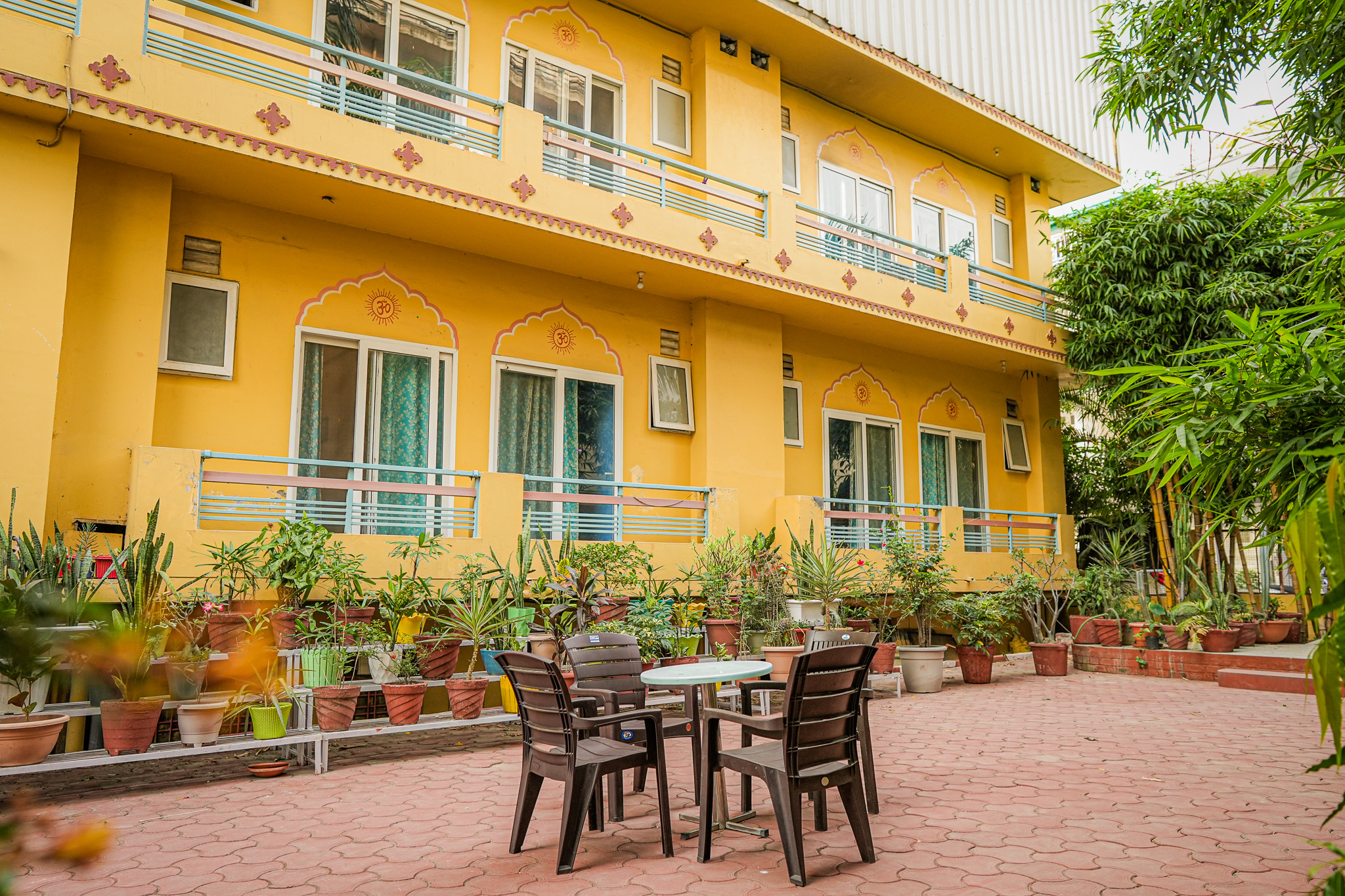 Akhanda Anand Prakash Yoga Ashram & Retreats, Rishikesh