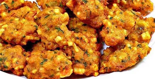 Aalu Daal Pakora