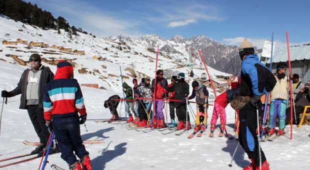 Skiing Festival in Auli