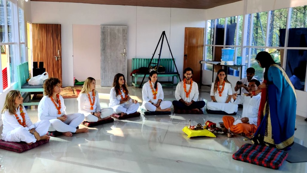 5 Days Yoga Meditation Retreat in the Himalayas Photos