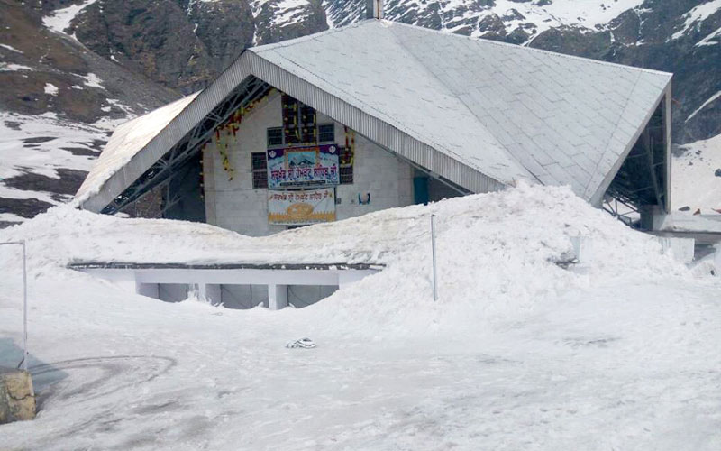 No Tripling, No Trucks for Yatra, Hemkund Route Cleared