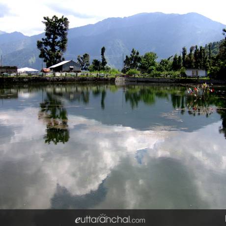 An alluring view of Barsu lake, Barsu village, Uttarkashi.
