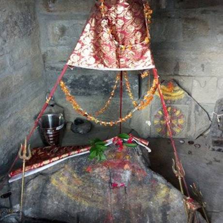 Garbh grihah or Shiva linga at Kalpeshwar Mahadev. It is one of the panch kedar temples and known for the fifth kedar.