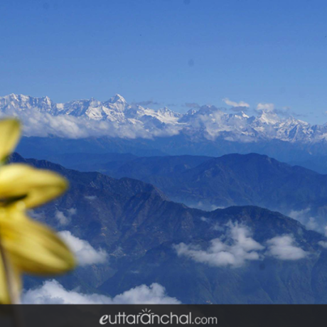 Splendid view of majestic Himalayan peaks from a small yet one of the best hill stations 'Kanatal' which is situated on Mussoorie-Chamba road in Tehri district of Uttarakhand.