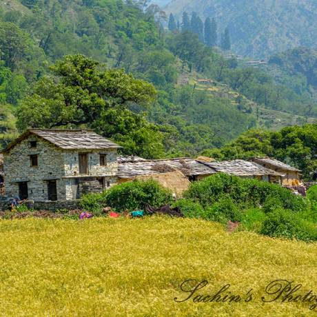 Traditional house of Uttarakhand, (On the way to Roopkund).